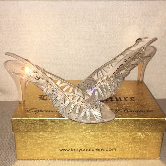 LADY COUTURE champagne colored heels - Picture 5 of 5